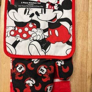 Minnie and Mickey 3 piece Kitchen Set Dish Towel, Pot Holder & Oven Mitt